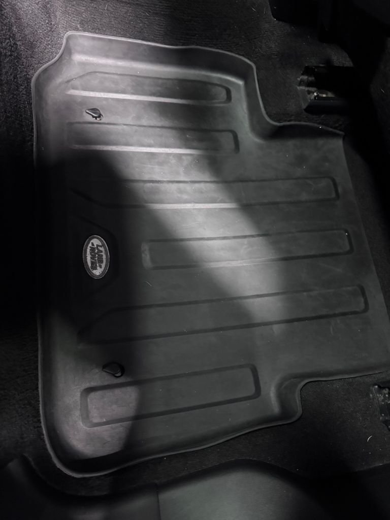 Used Land Rover Discovery Sport 2017 for sale - 76977427: Photo 11