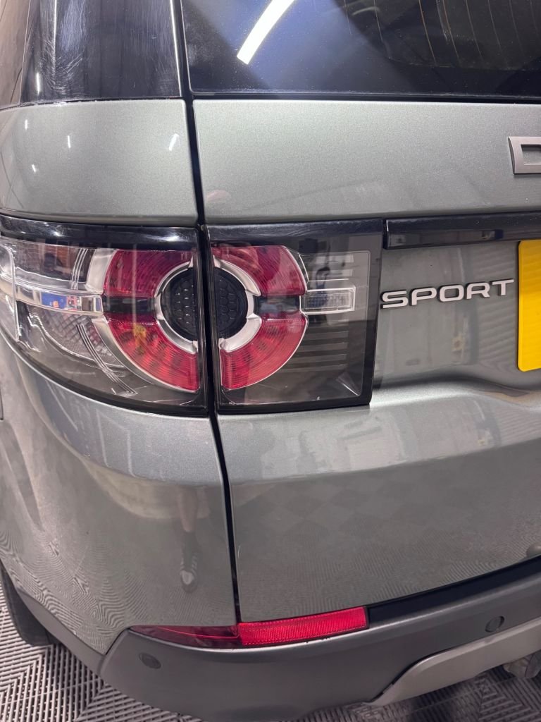 Used Land Rover Discovery Sport 2017 for sale - 76977427: Photo 24