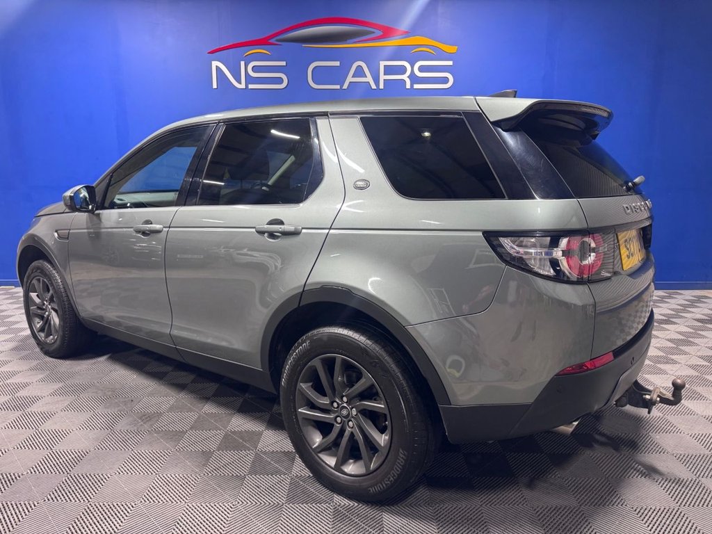 Used Land Rover Discovery Sport 2017 for sale - 76977427: Photo 8