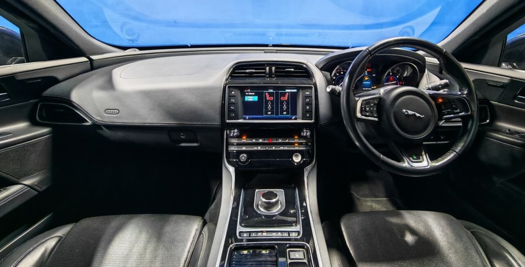 Used Jaguar XE 2017 for sale - 77178035: Photo 14