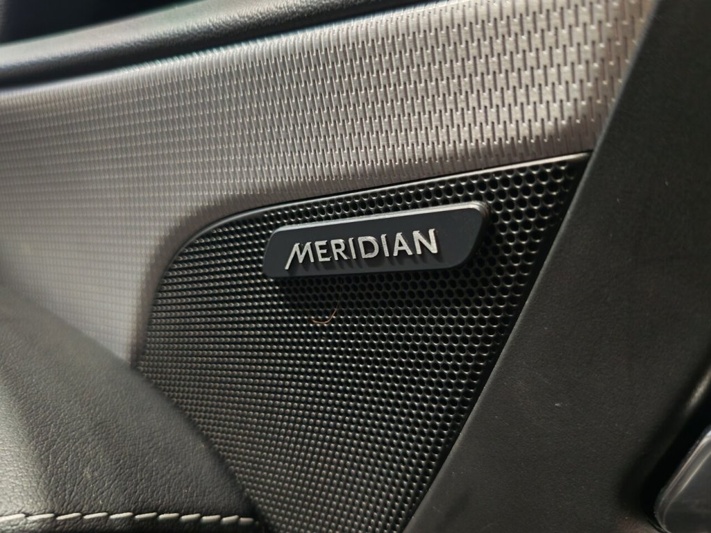 Used Jaguar XE 2017 for sale - 77178035: Photo 15