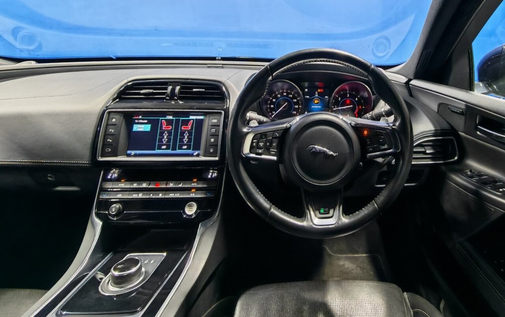 Used Jaguar XE 2017 for sale - 77178035: Photo 27