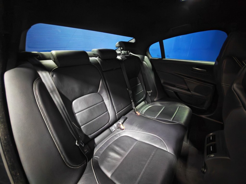 Used Jaguar XE 2017 for sale - 77178035: Photo 33