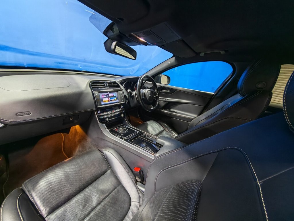 Used Jaguar XE 2017 for sale - 77178035: Photo 47