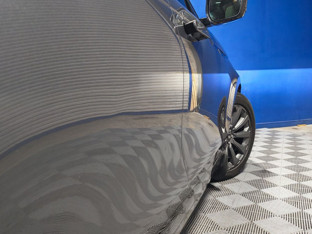 Used Land Rover Range Rover Velar 2018 for sale - 76623301: Photo 17