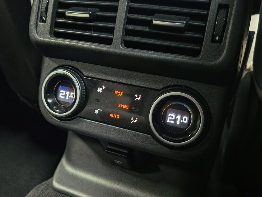 Used Land Rover Range Rover Velar 2018 for sale - 76623301: Photo 19