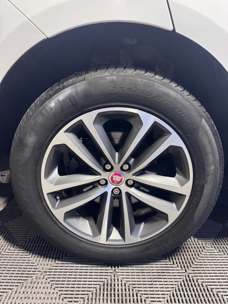 Used Jaguar F-Pace 2018 for sale - 77621738: Photo 11