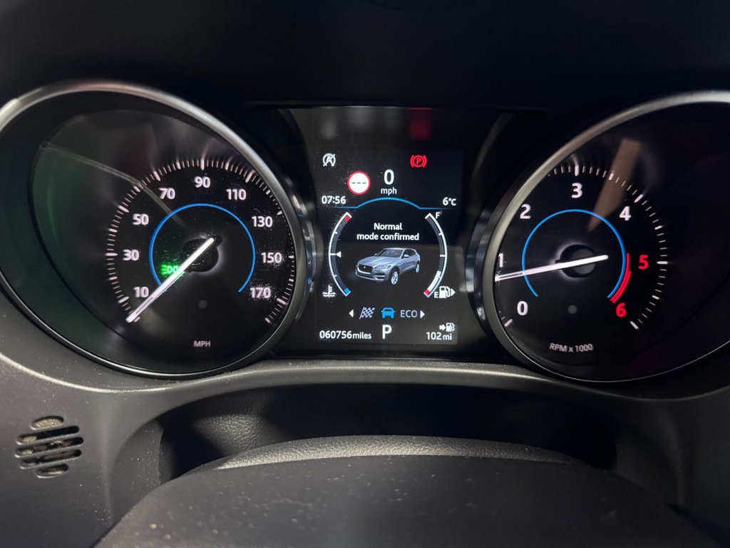 Used Jaguar F-Pace 2018 for sale - 77621738: Photo 17