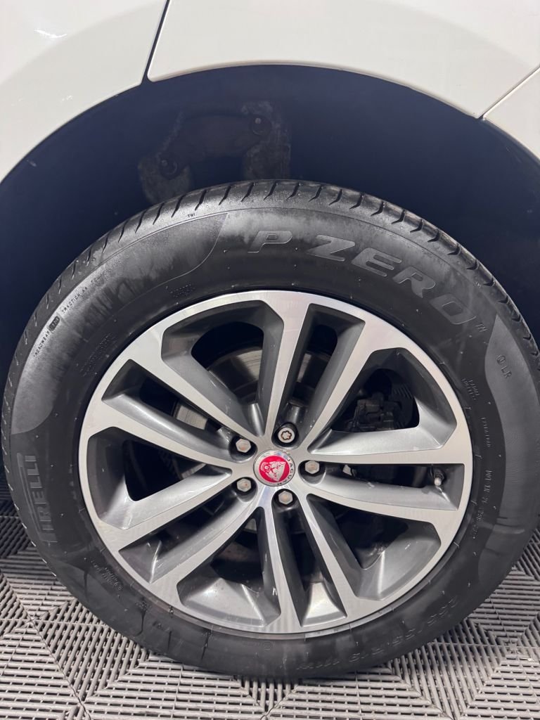 Used Jaguar F-Pace 2018 for sale - 77621738: Photo 9