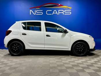 Used Dacia Sandero 2018 for sale - 74586897: Photo