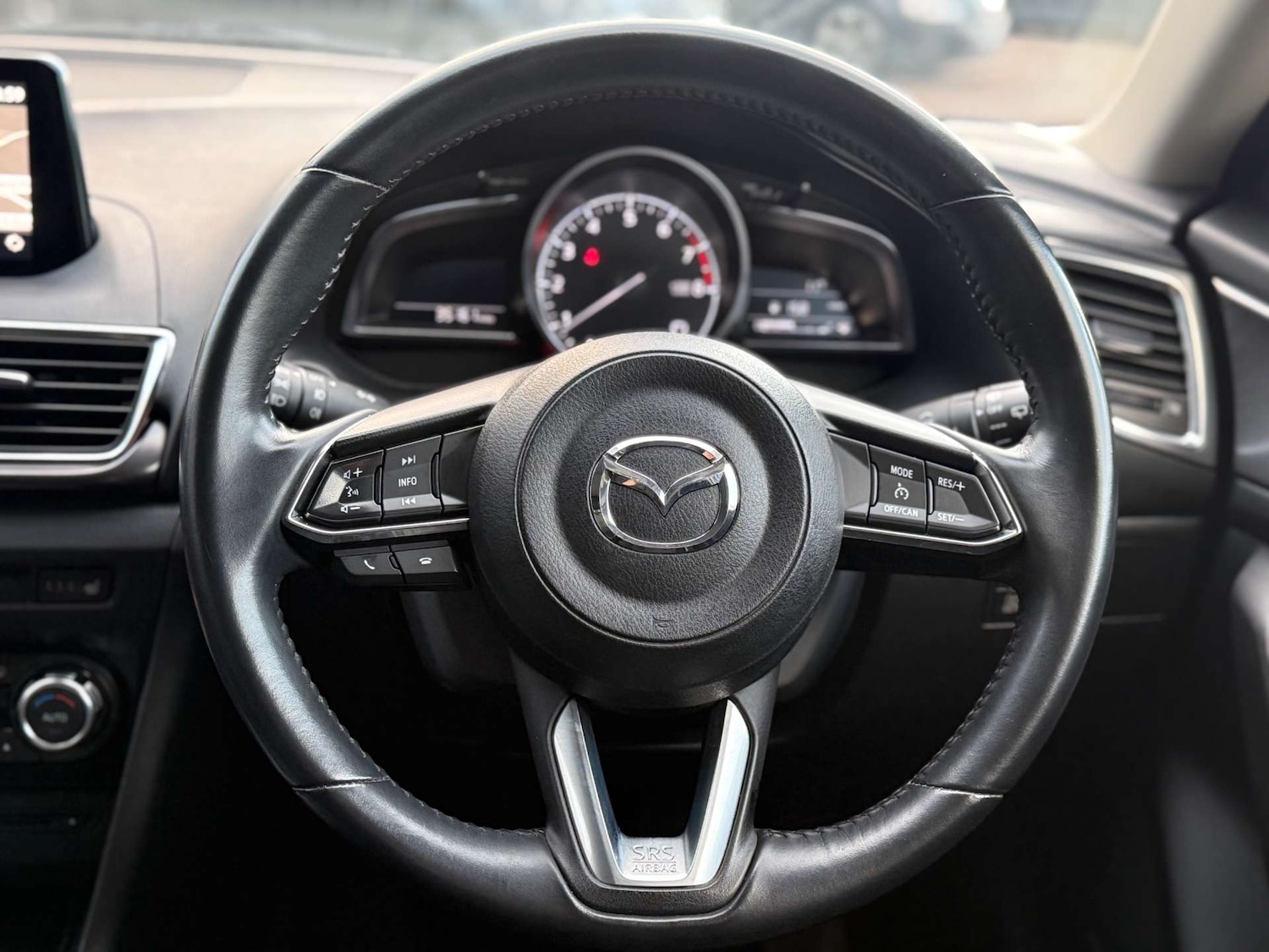 Used Mazda Mazda3 2018 for sale - 76709163: Photo 30
