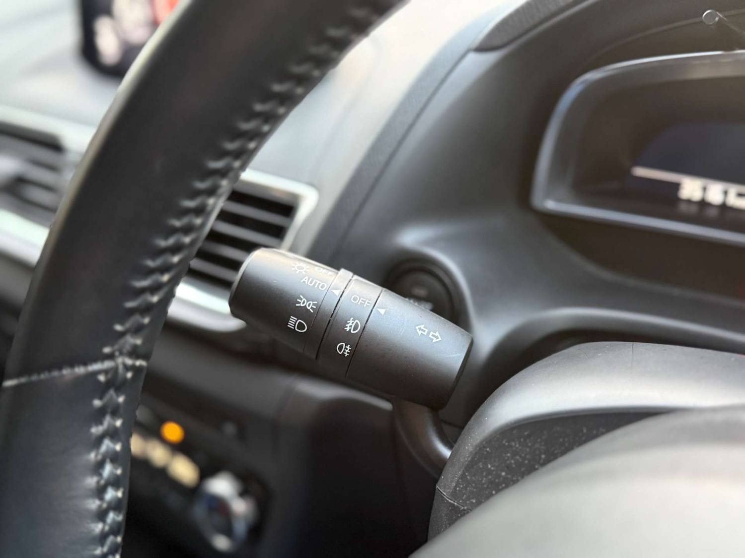 Used Mazda Mazda3 2018 for sale - 76709163: Photo 42