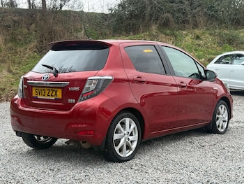 Used Toyota Yaris 2013 for sale - 77280651: Photo