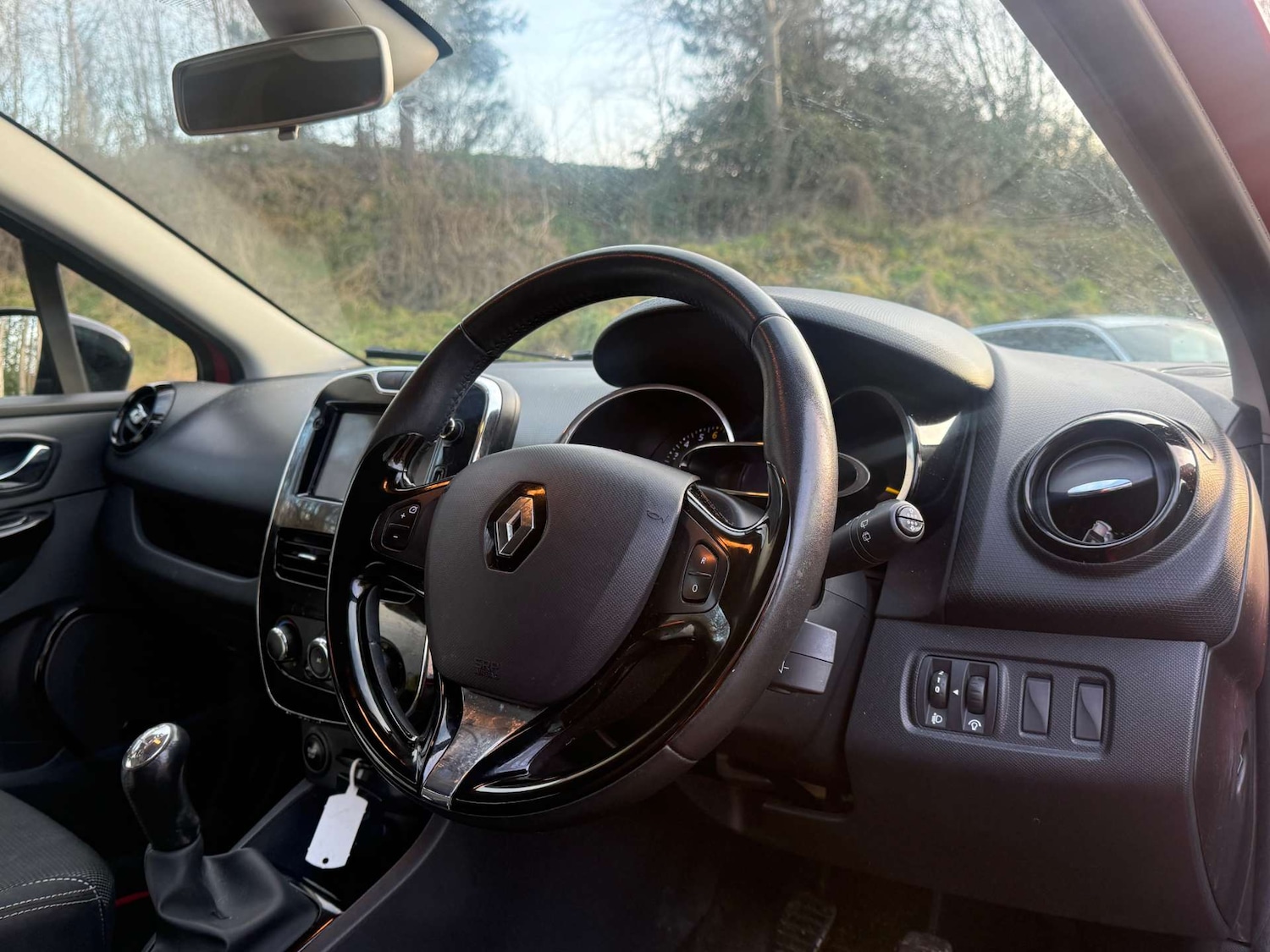 Used Renault Clio 2014 for sale - 77640545: Photo 10