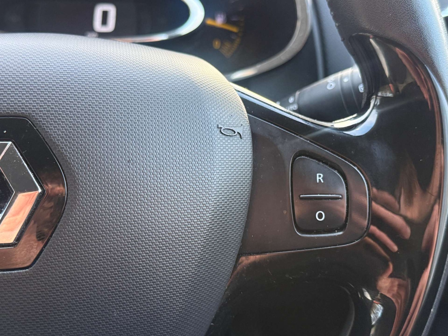 Used Renault Clio 2014 for sale - 77640545: Photo 15