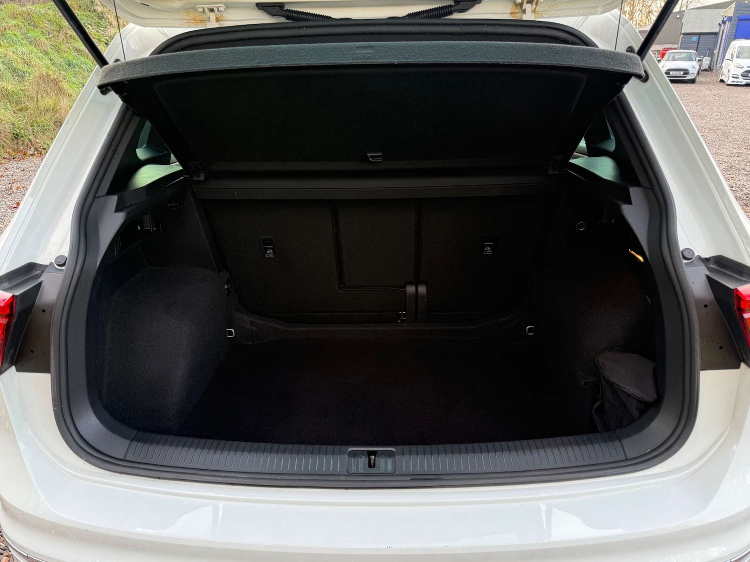 Used Volkswagen Tiguan 2021 for sale - 76756918: Photo 12