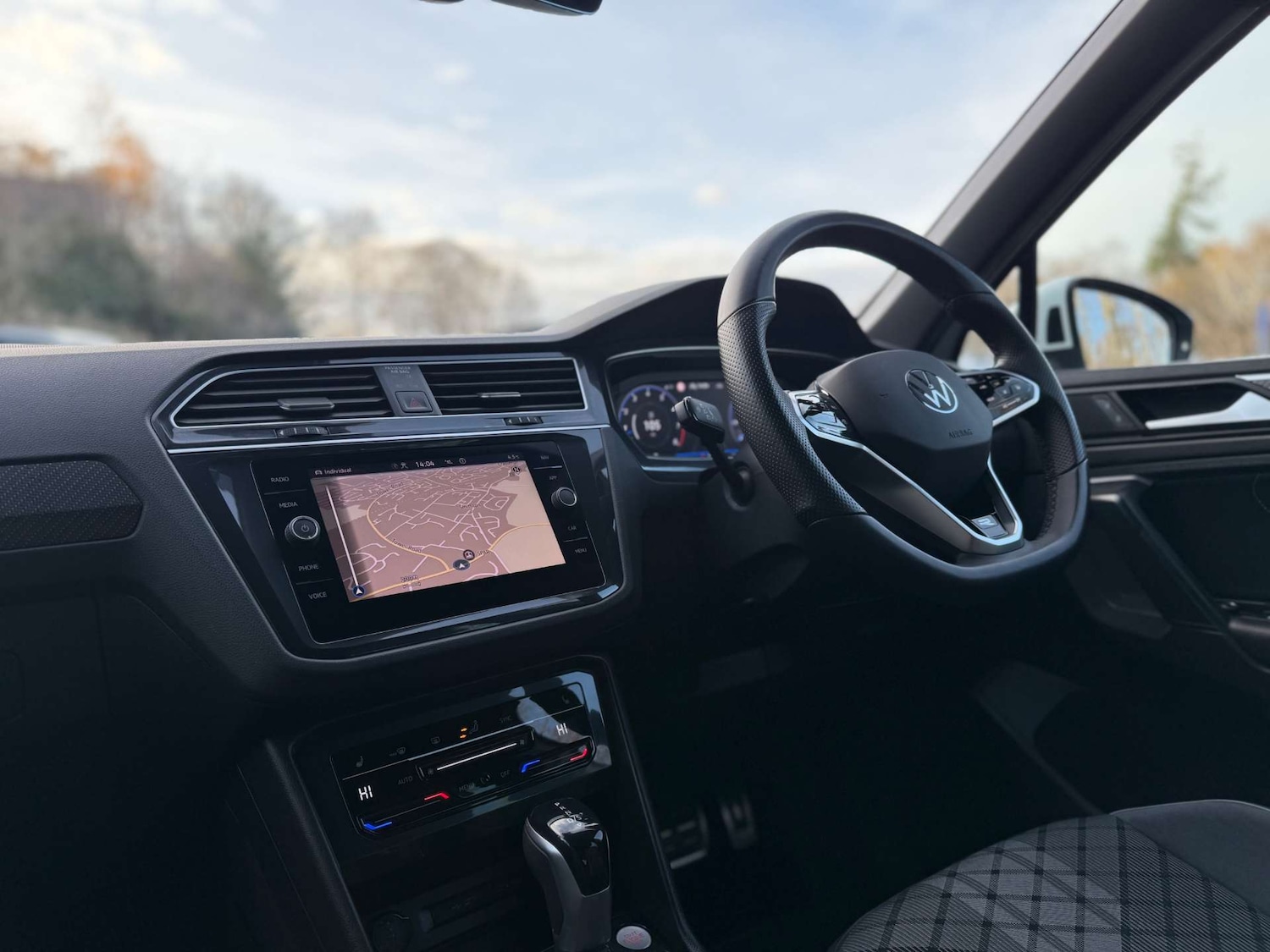 Used Volkswagen Tiguan 2021 for sale - 76756918: Photo 24