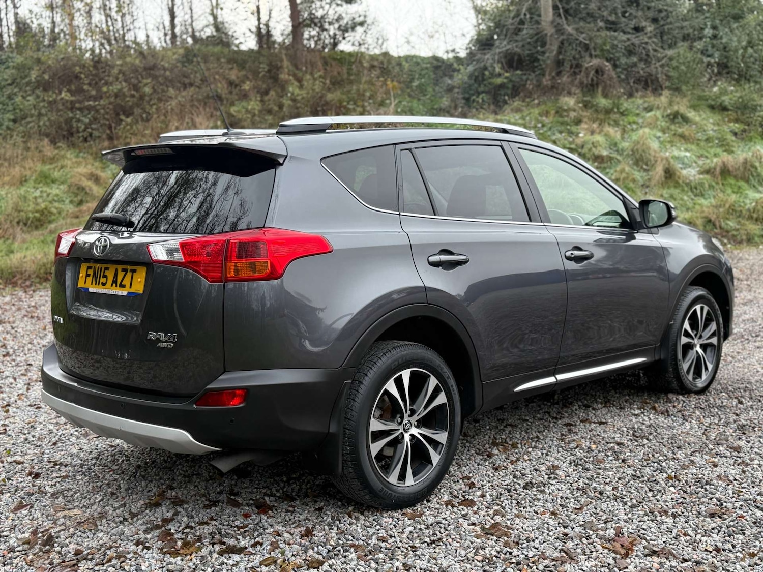 Used Toyota RAV4 2015 for sale - 76685300: Photo 3