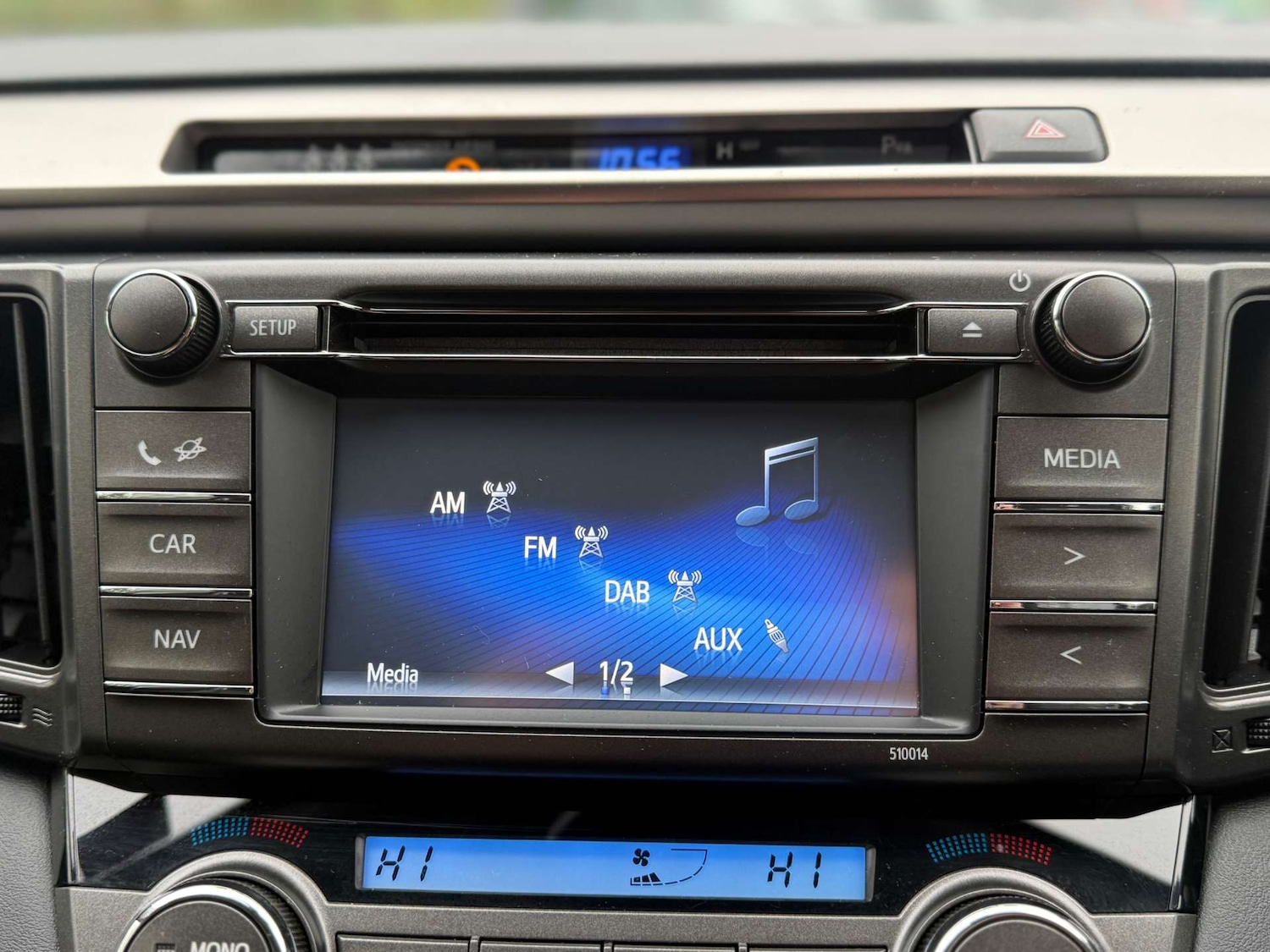 Used Toyota RAV4 2015 for sale - 76685300: Photo 37