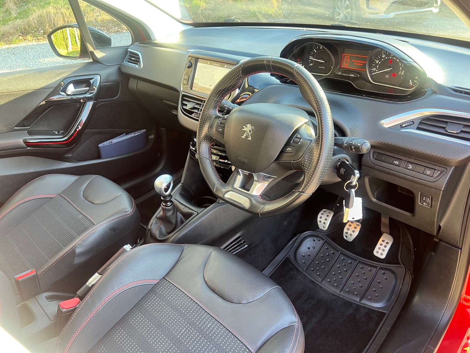 Used Peugeot 208 2018 for sale - 77717747: Photo 12