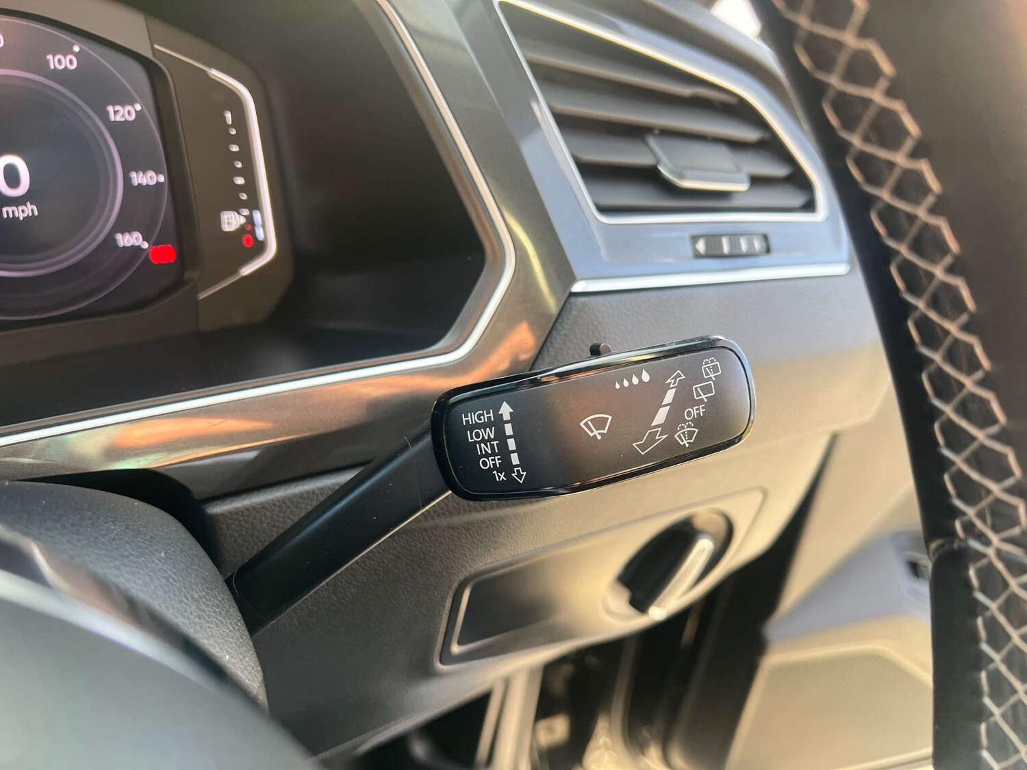 Used Volkswagen Tiguan 2019 for sale - 77717743: Photo 21