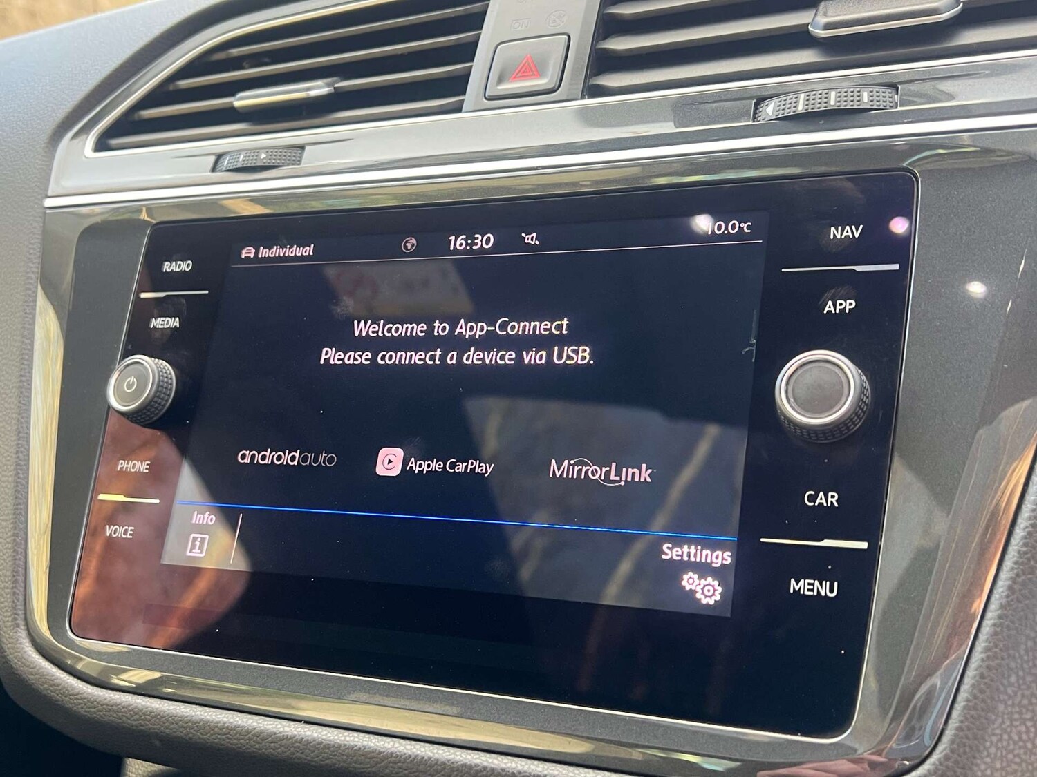 Used Volkswagen Tiguan 2019 for sale - 77717743: Photo 29