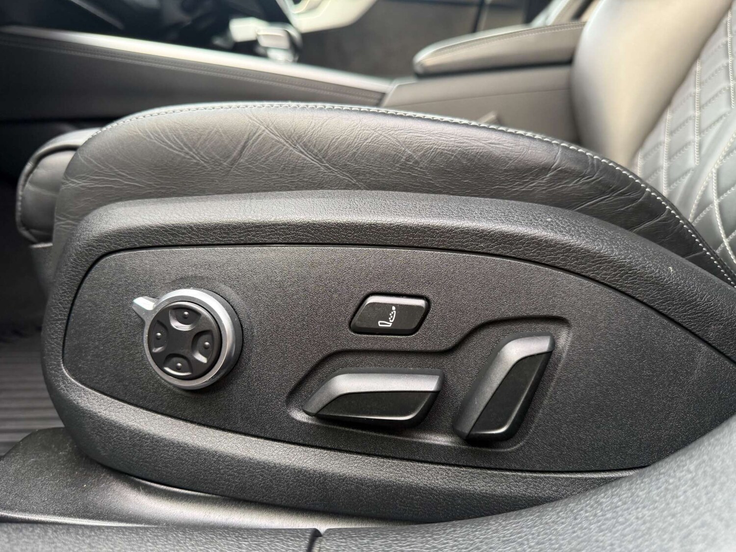 Used Audi A5 2018 for sale - 77026733: Photo 25