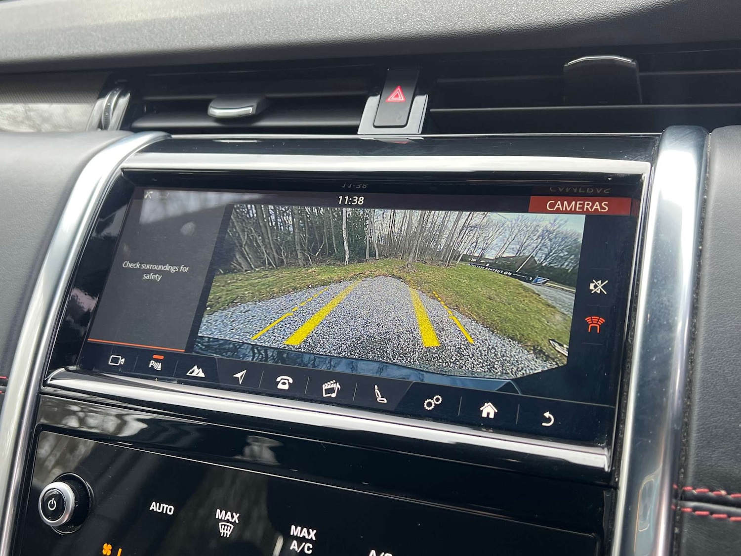 Used Land Rover Discovery Sport 2019 for sale - 78196778: Photo 32