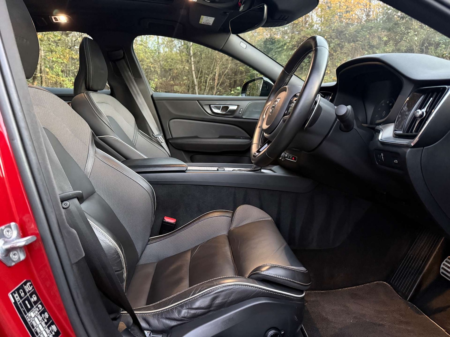 Used Volvo S60 2019 for sale - 76685305: Photo 30