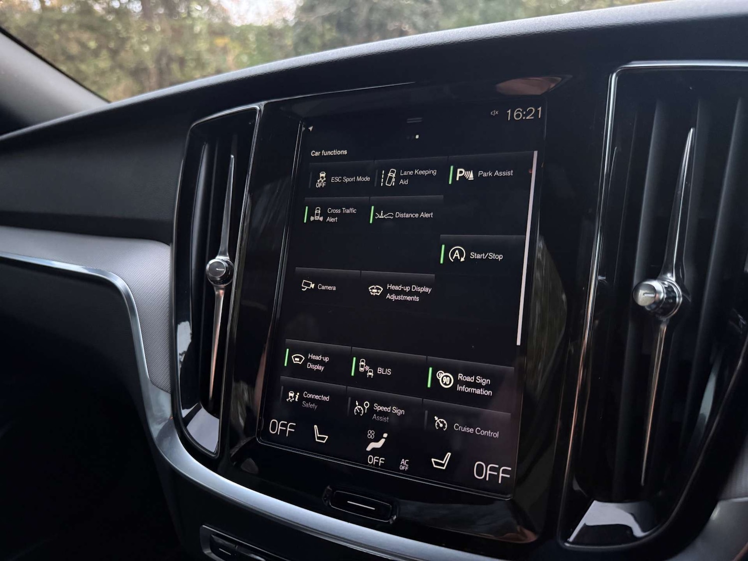 Used Volvo S60 2019 for sale - 76685305: Photo 41