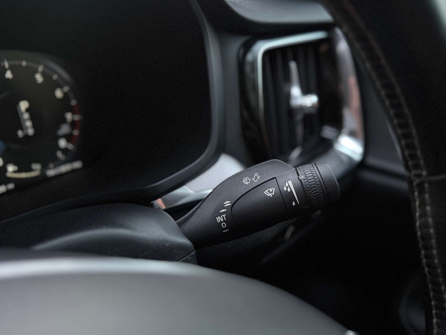 Used Volvo S60 2019 for sale - 76685305: Photo 44