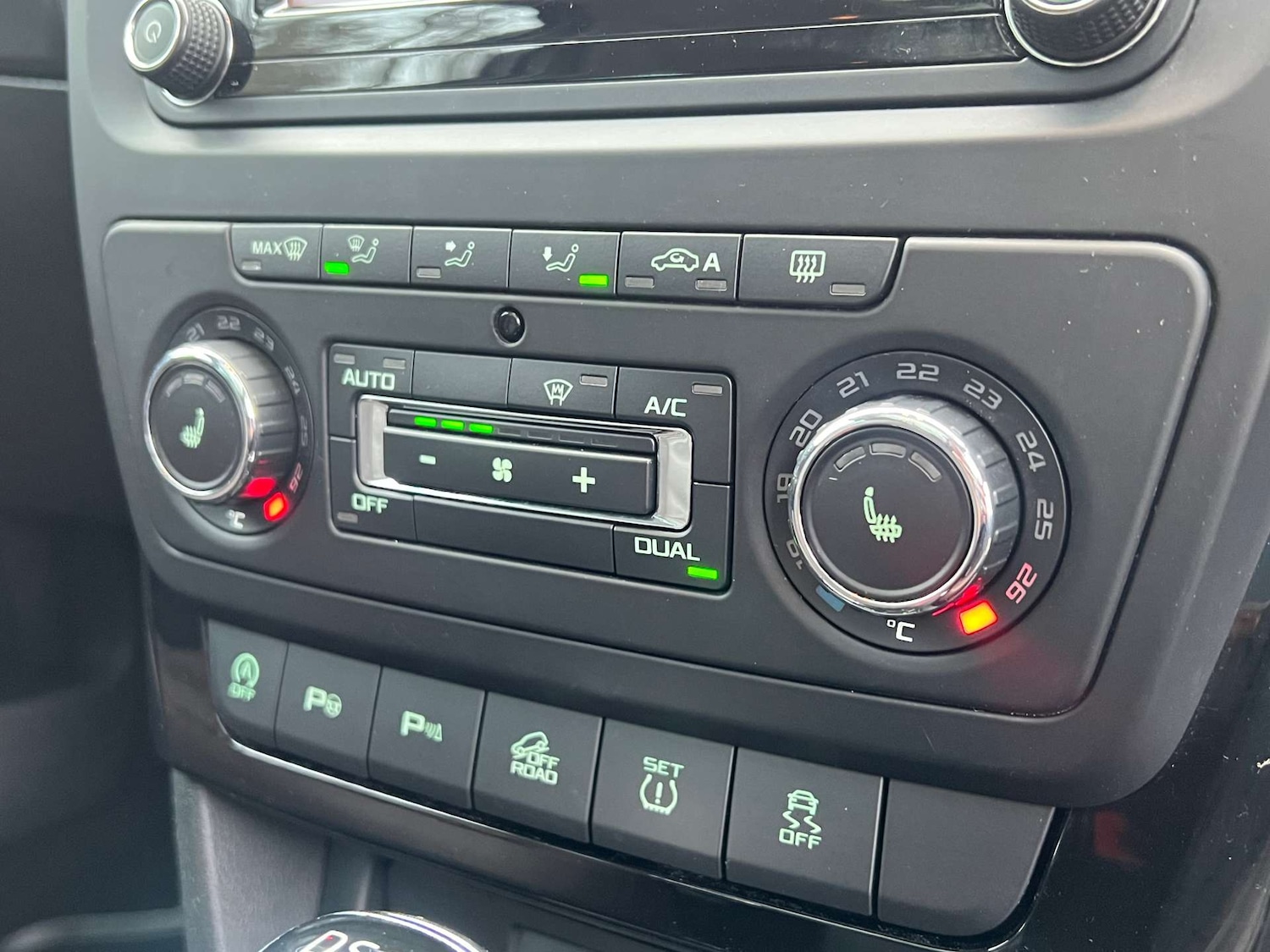 Used Skoda Yeti 2015 for sale - 77822620: Photo 29