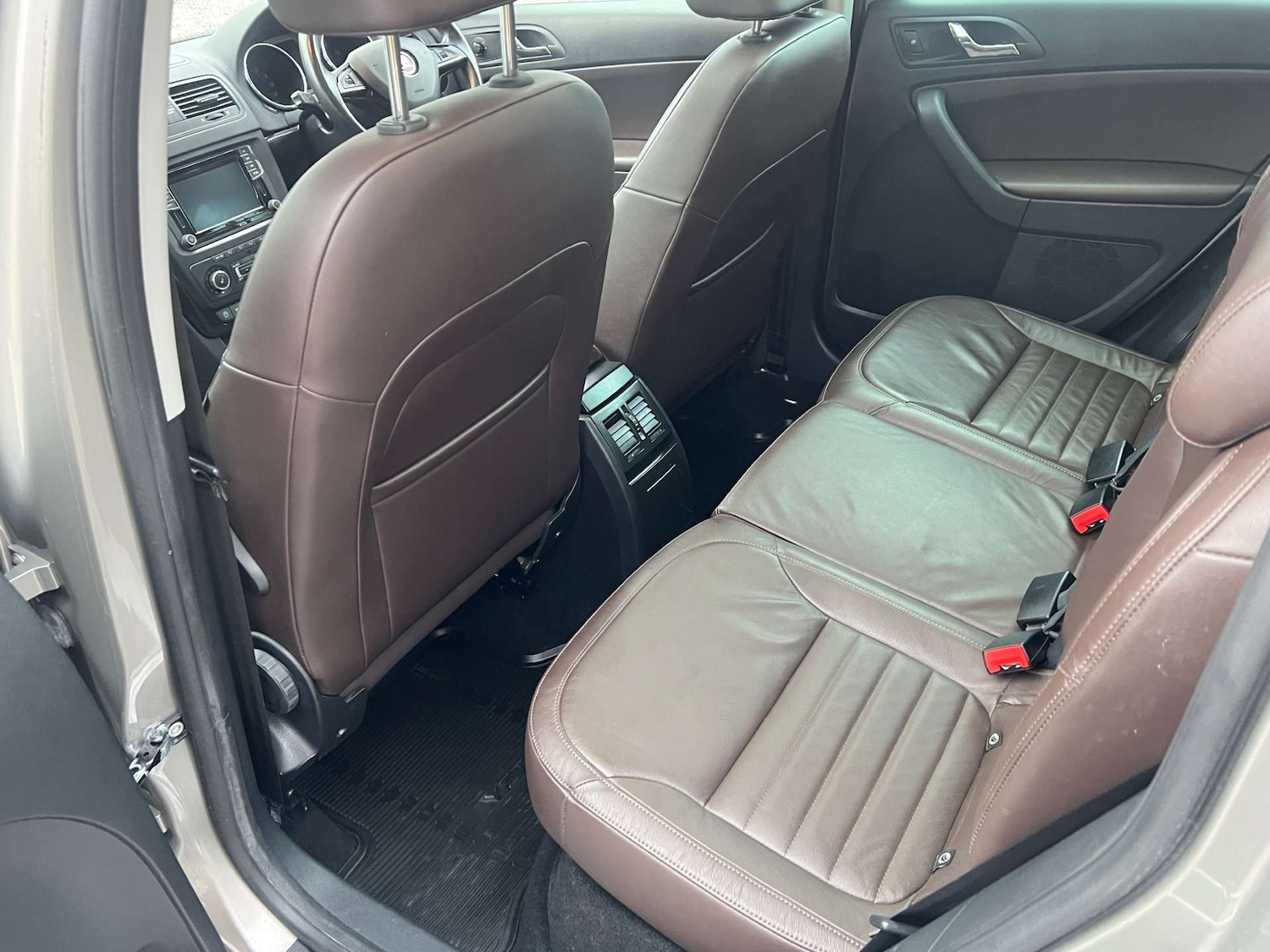 Used Skoda Yeti 2015 for sale - 77822620: Photo 38