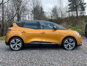 Used Renault Scenic 2016 for sale - 77975375: Photo