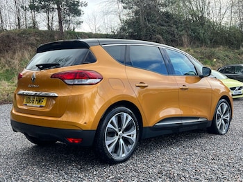 Used Renault Scenic 2016 for sale - 77975375: Photo