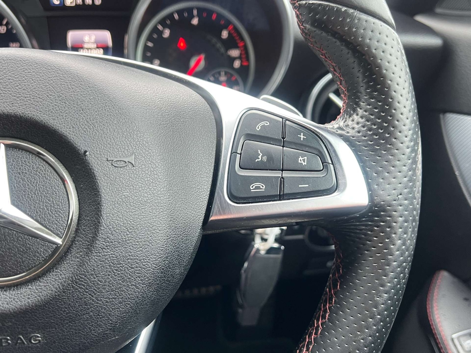 Used Mercedes-Benz SLC 2016 for sale - 77413347: Photo 33