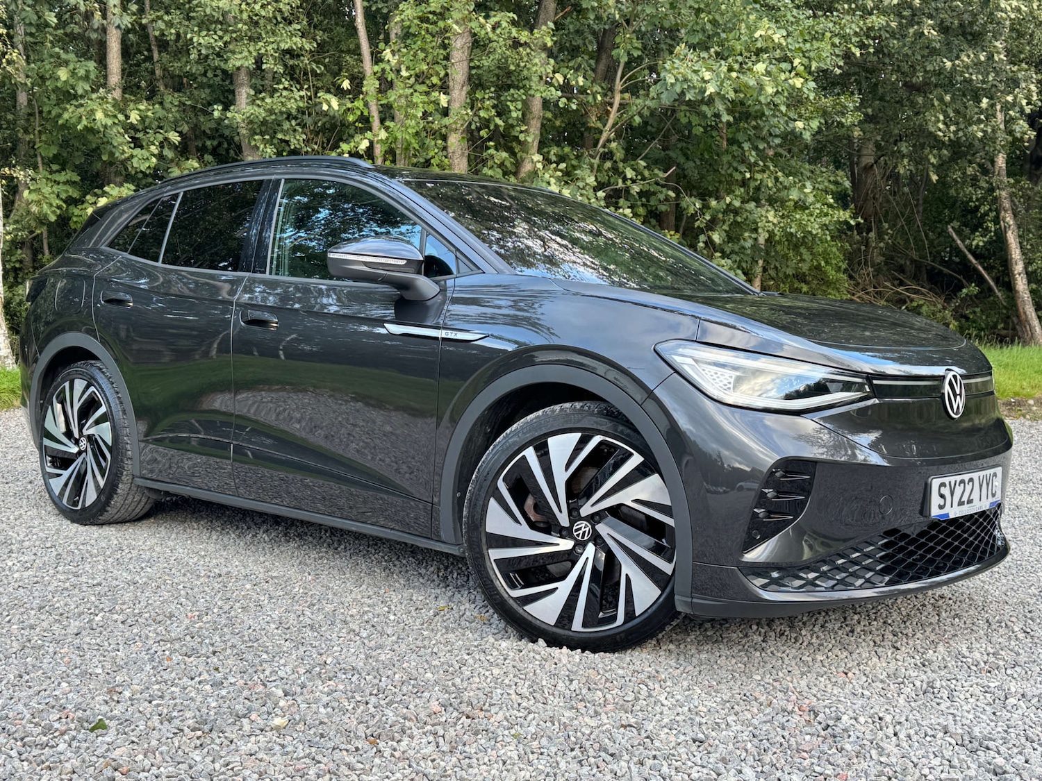 Used Volkswagen ID.4 2022 for sale - 76685269: Photo 1