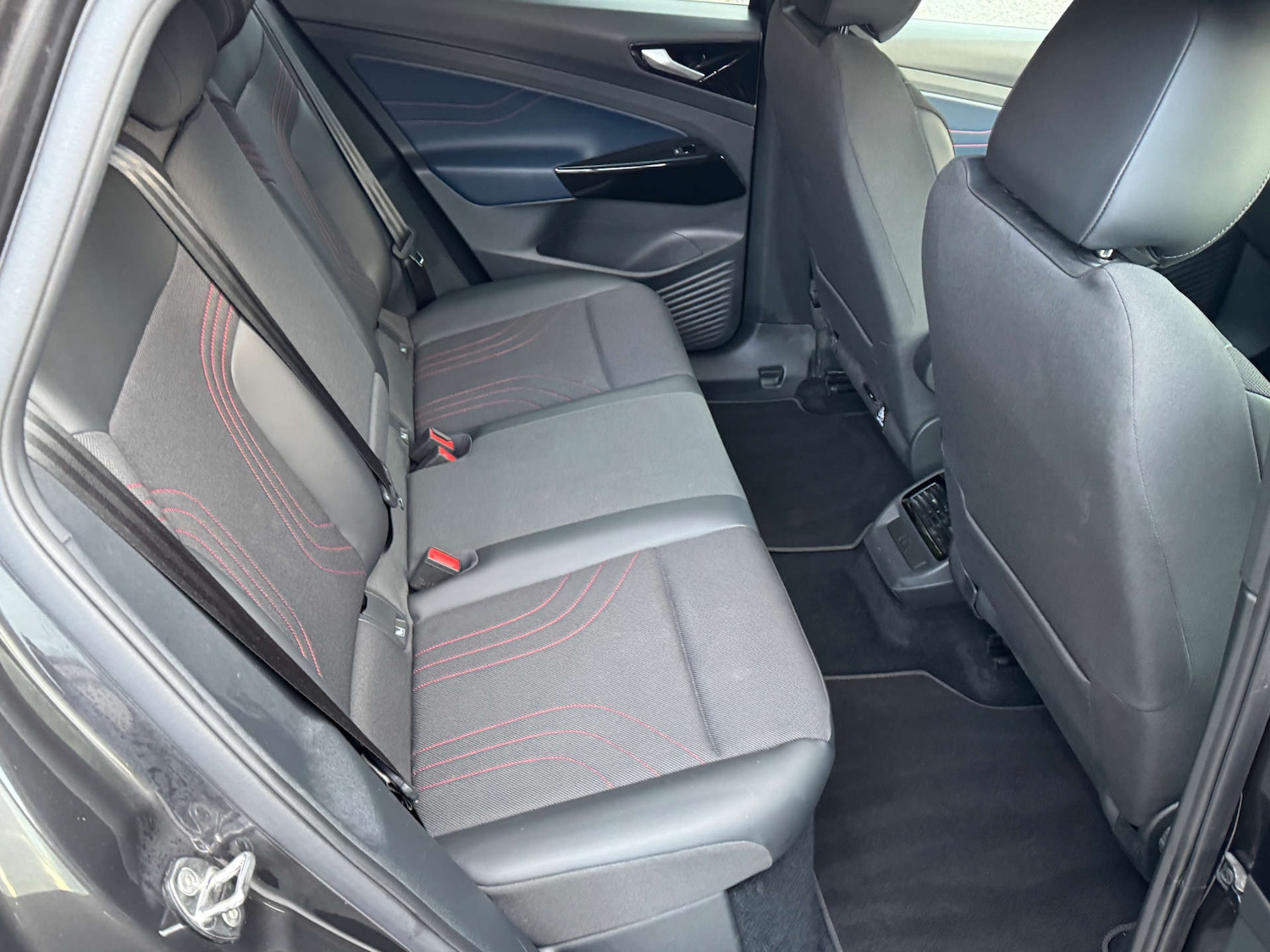 Used Volkswagen ID.4 2022 for sale - 76685269: Photo 12