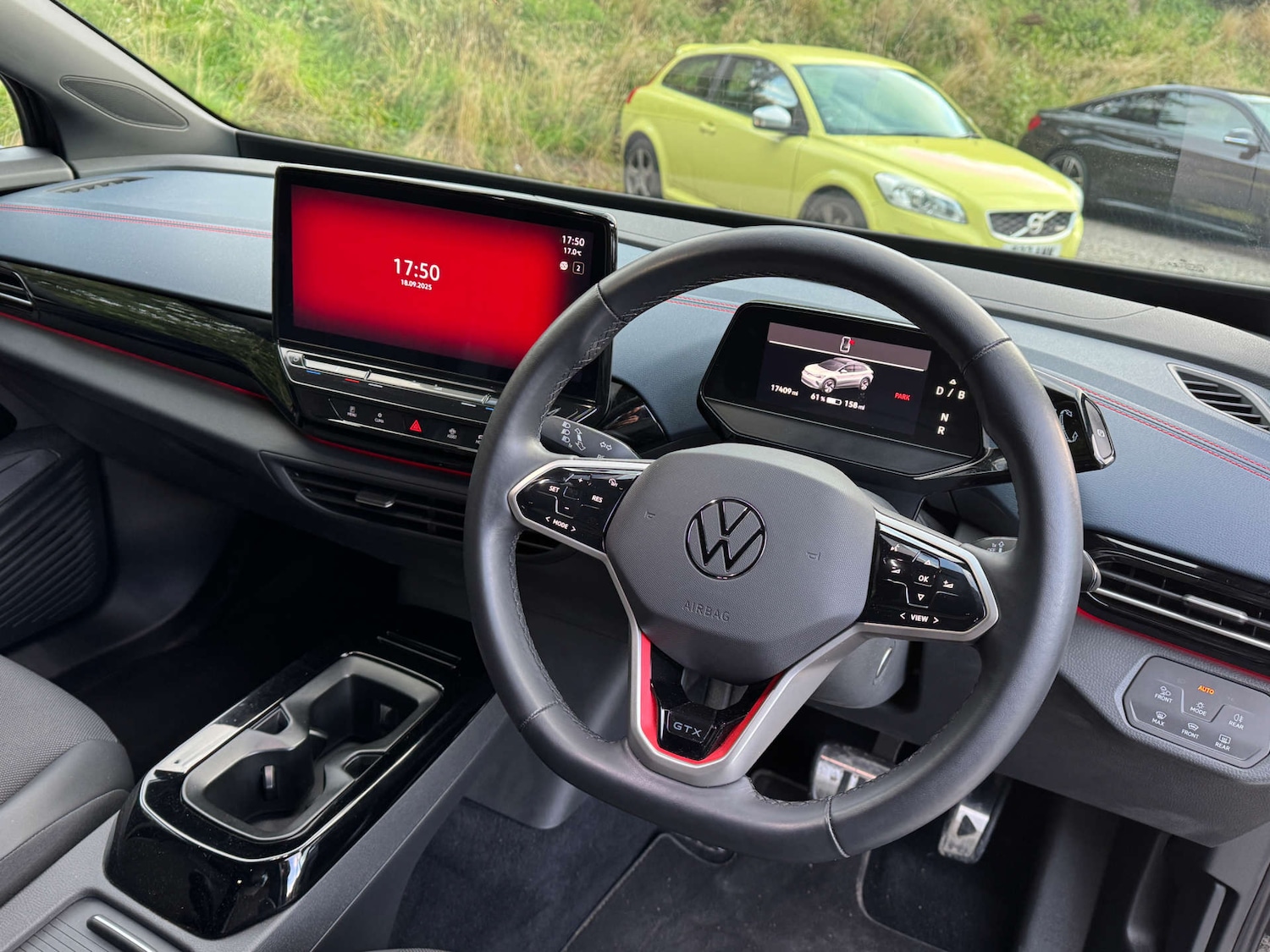 Used Volkswagen ID.4 2022 for sale - 76685269: Photo 19