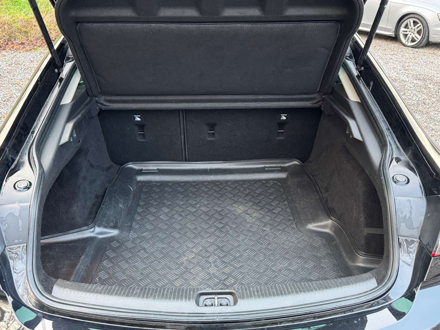 Used Vauxhall Insignia 2018 for sale - 77079009: Photo 27