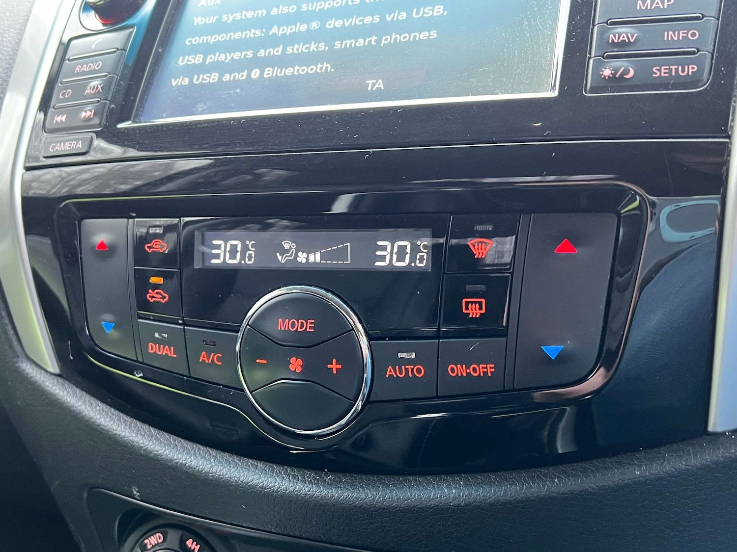 Used Nissan Navara 2017 for sale - 77231167: Photo 21