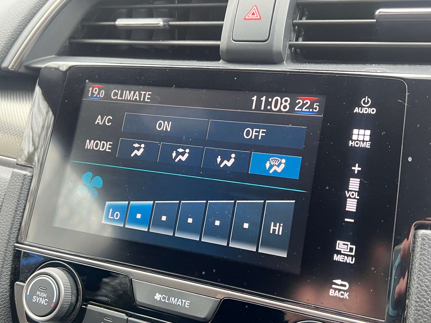 Used Honda Civic 2019 for sale - 77662730: Photo 17