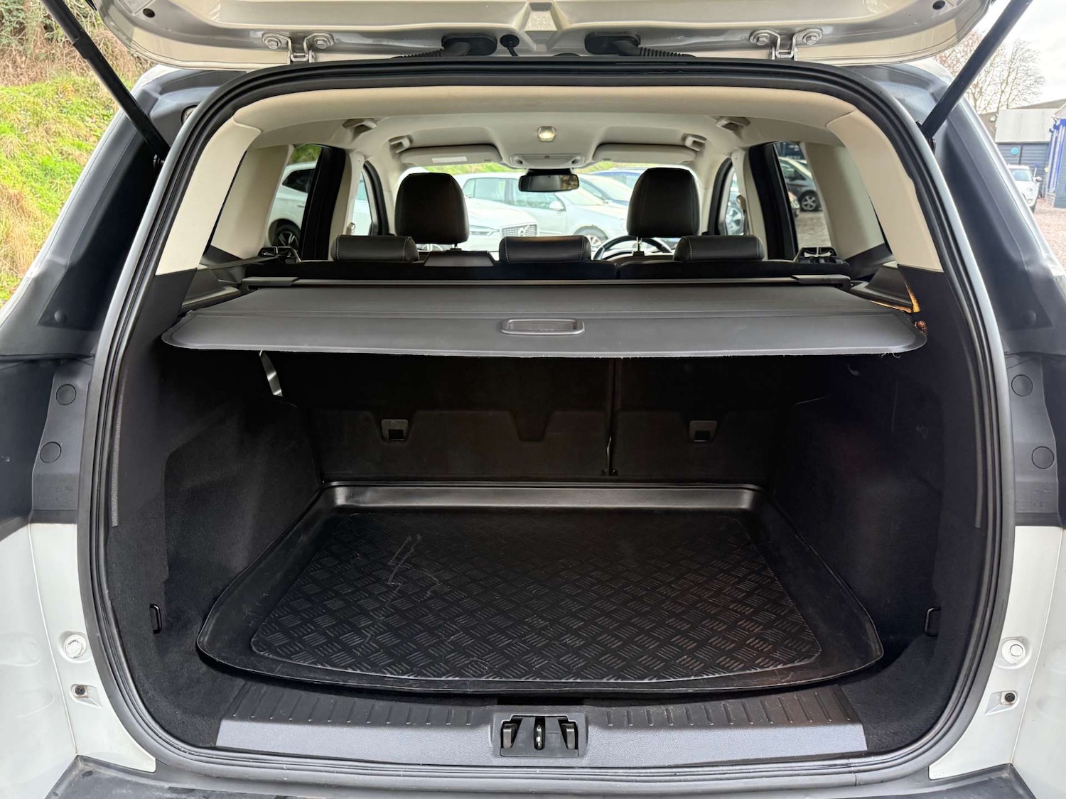 Used Ford Kuga 2017 for sale - 76905252: Photo 14