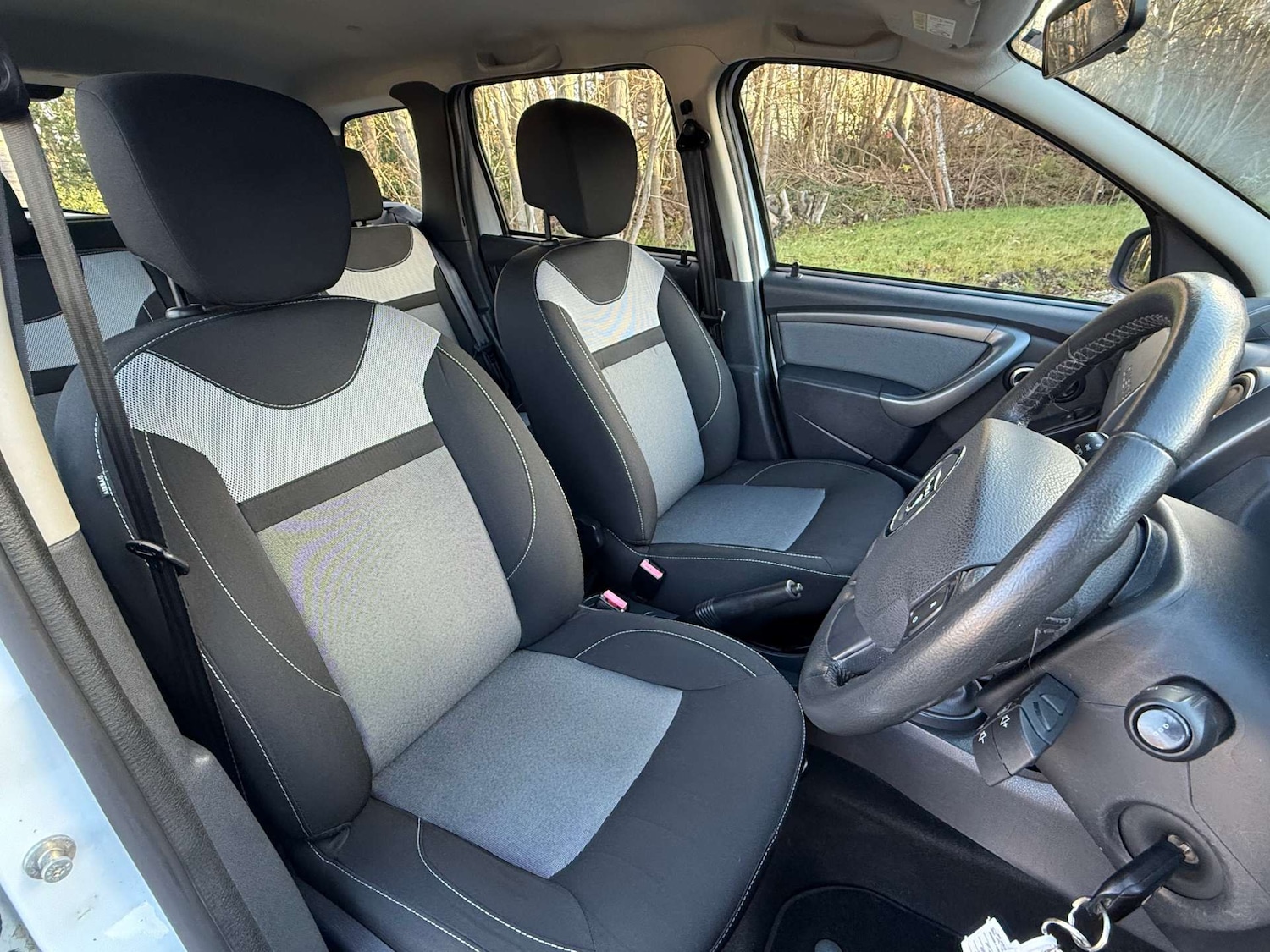 Used Dacia Duster 2017 for sale - 76744018: Photo 26