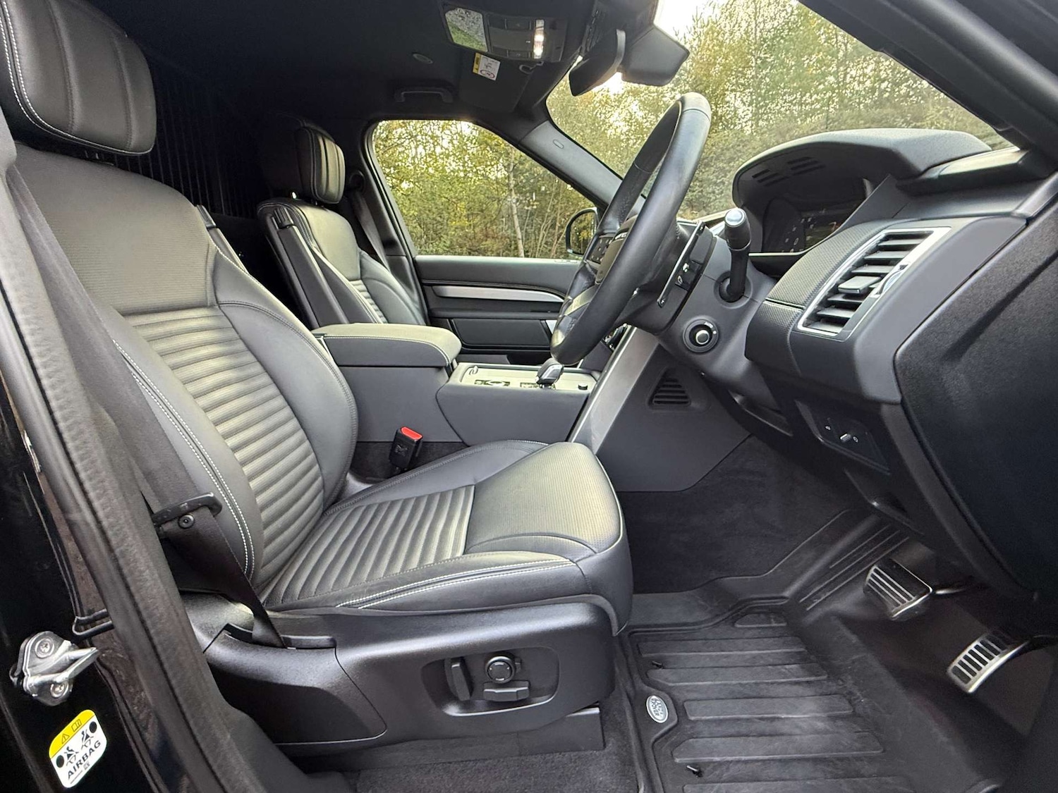 Used Land Rover Discovery 2025 for sale - 76685288: Photo 26