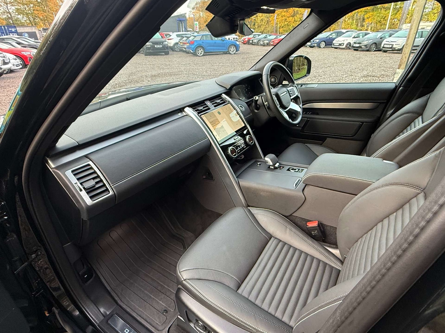 Used Land Rover Discovery 2025 for sale - 76685288: Photo 28