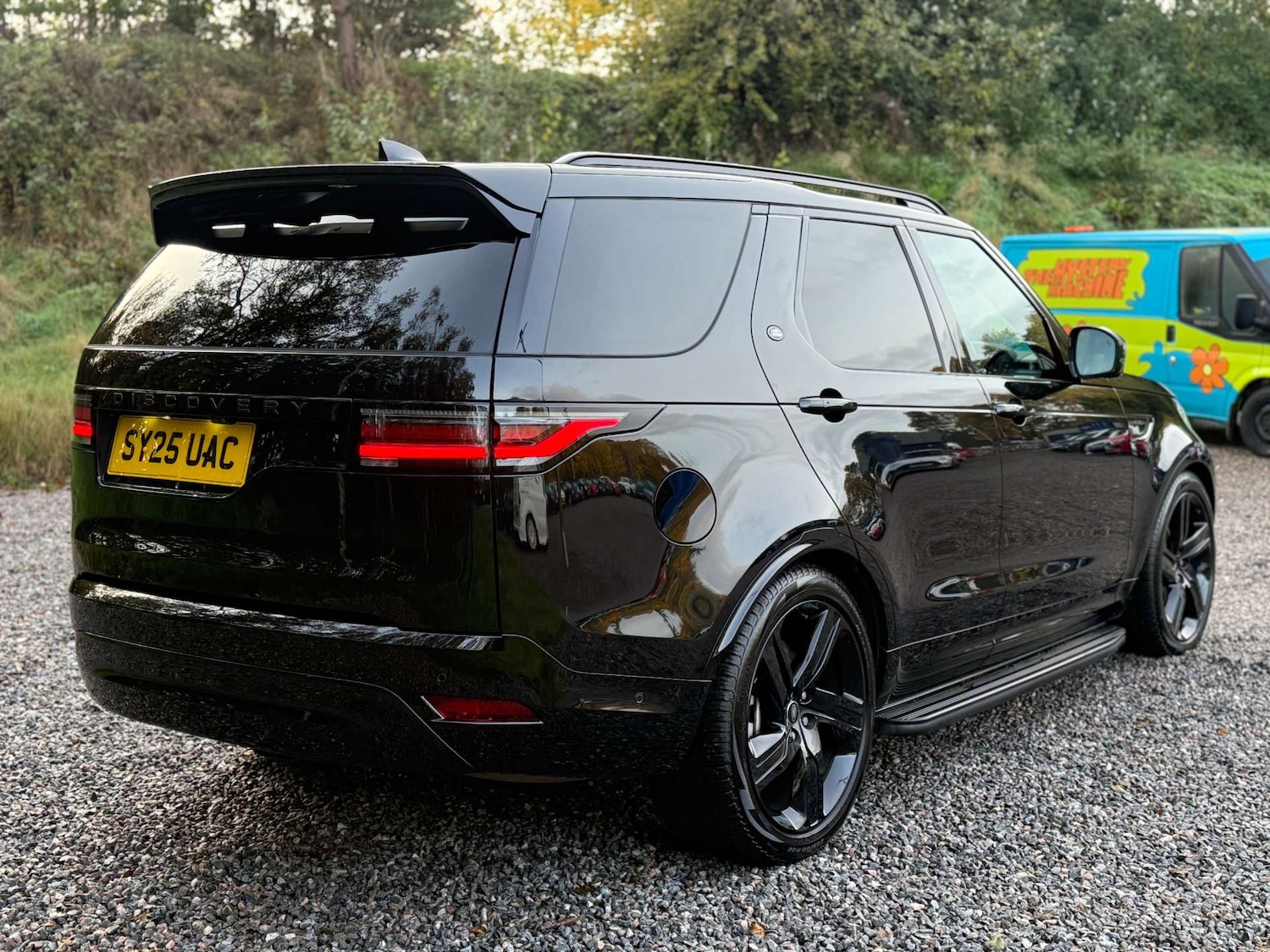 Used Land Rover Discovery 2025 for sale - 76685288: Photo 3