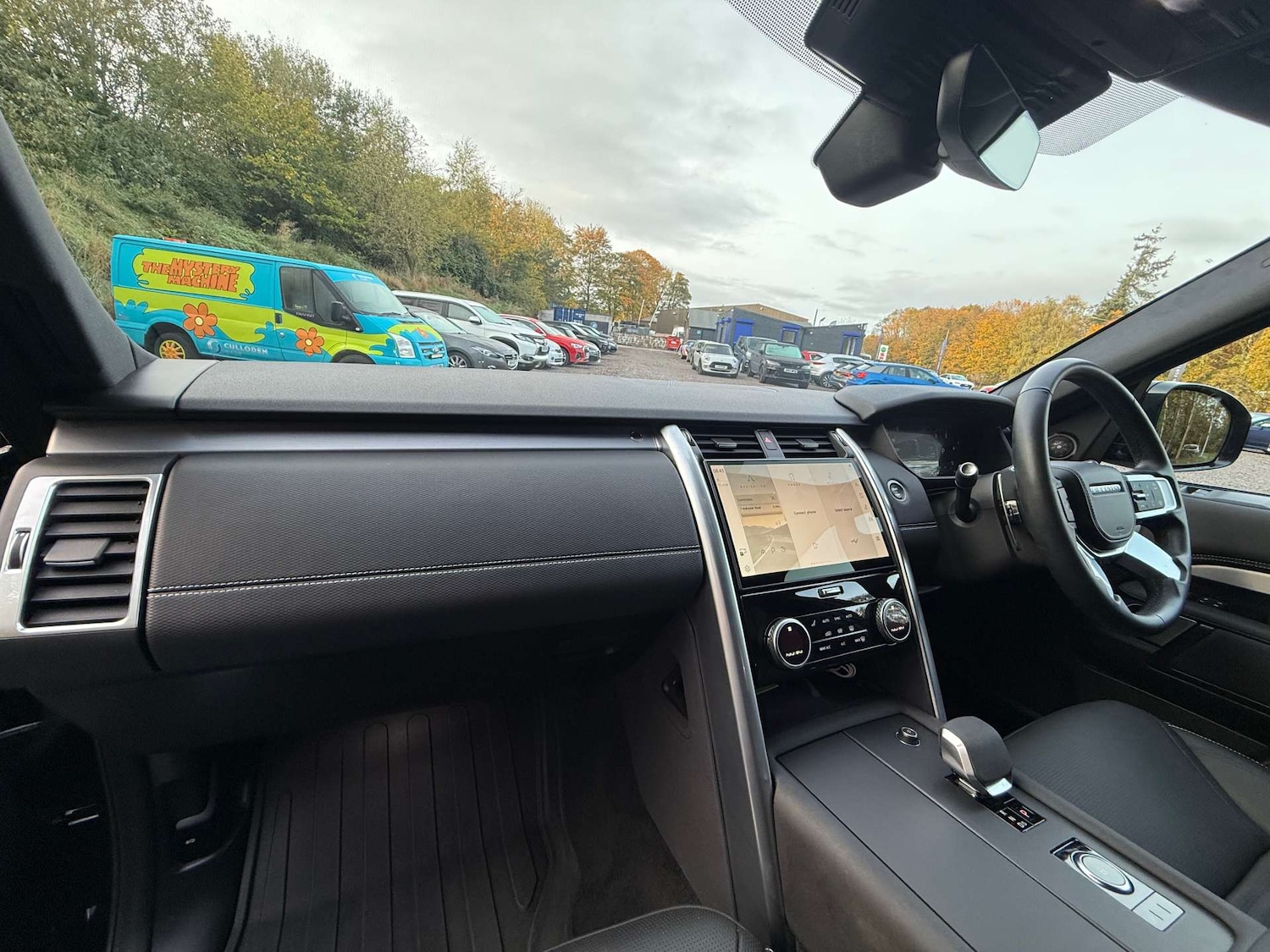 Used Land Rover Discovery 2025 for sale - 76685288: Photo 32