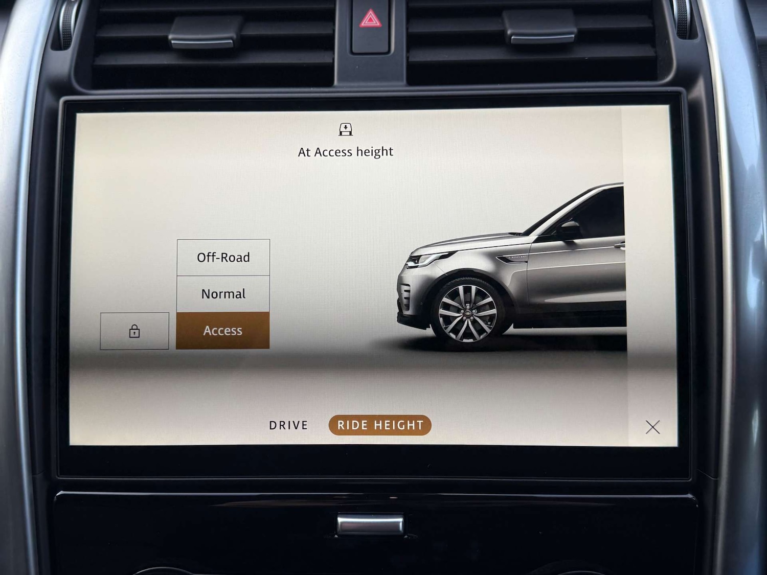 Used Land Rover Discovery 2025 for sale - 76685288: Photo 36