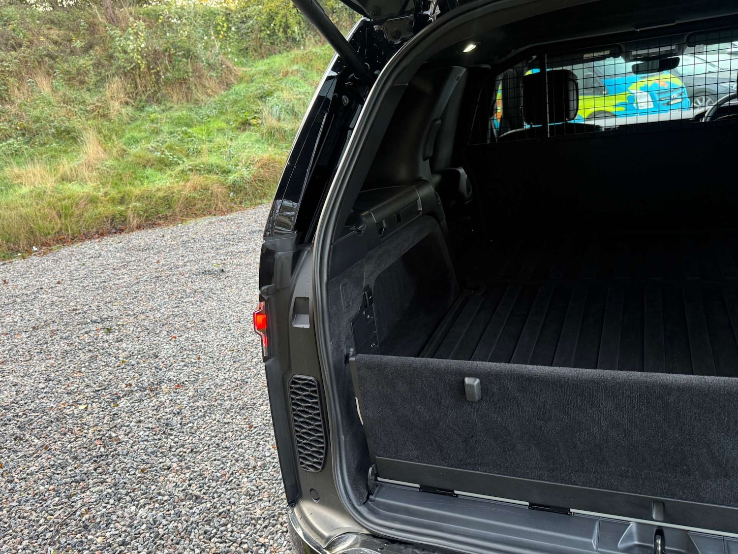 Used Land Rover Discovery 2025 for sale - 76685288: Photo 9